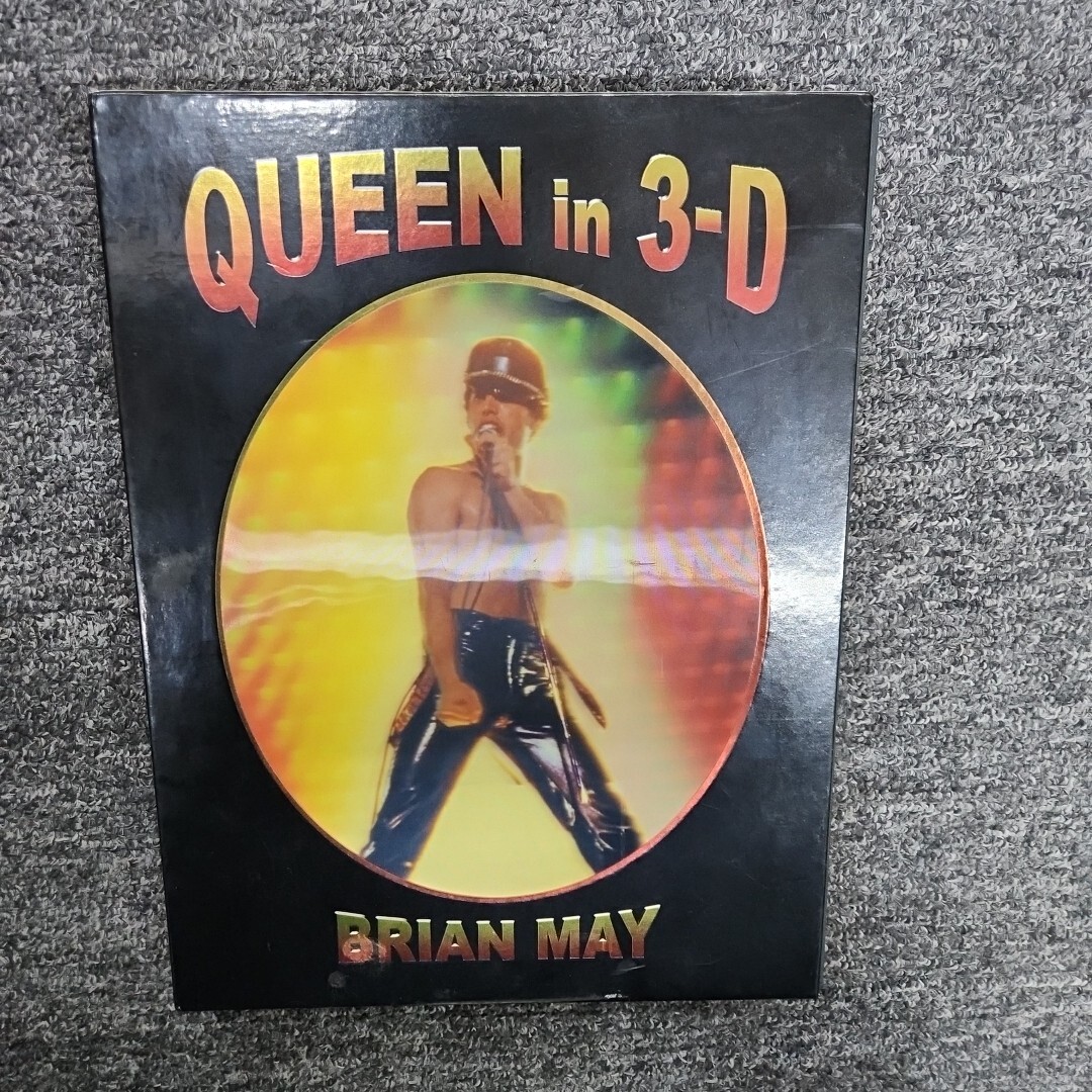 queen in 3d brian may