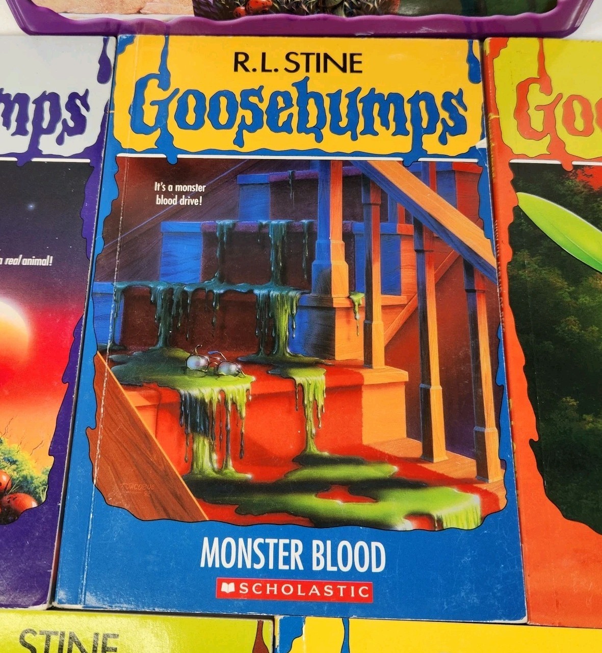Goosebumps 25th Anniversary Retro Box Set by R. L. Stine METAL TIN with 5 BOOKS