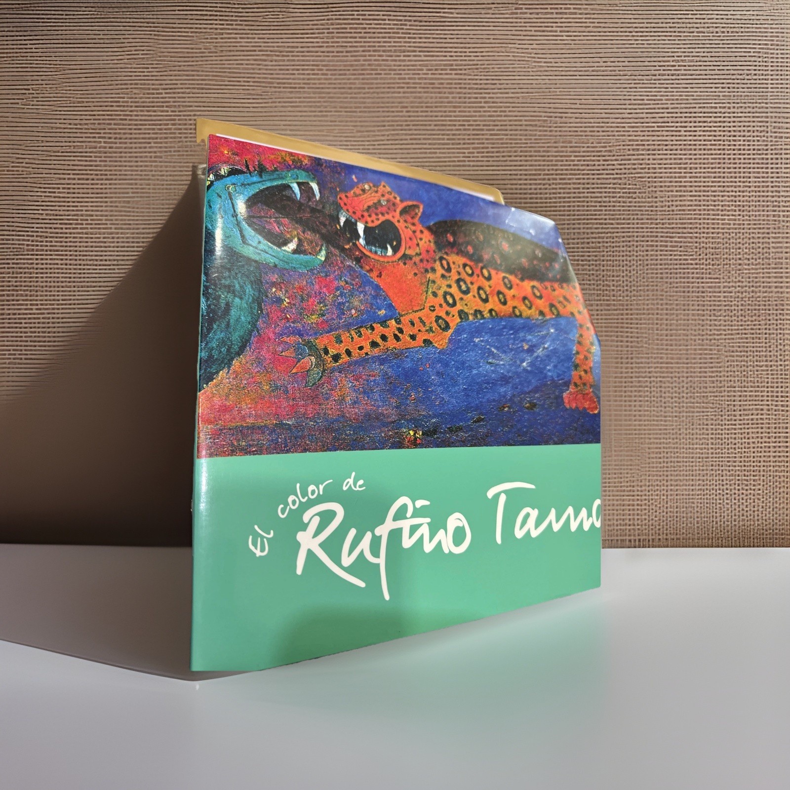 El Color De Rufino Tamayo murals. Text by Abraham Orozco Gonzalez Mexico D.F.