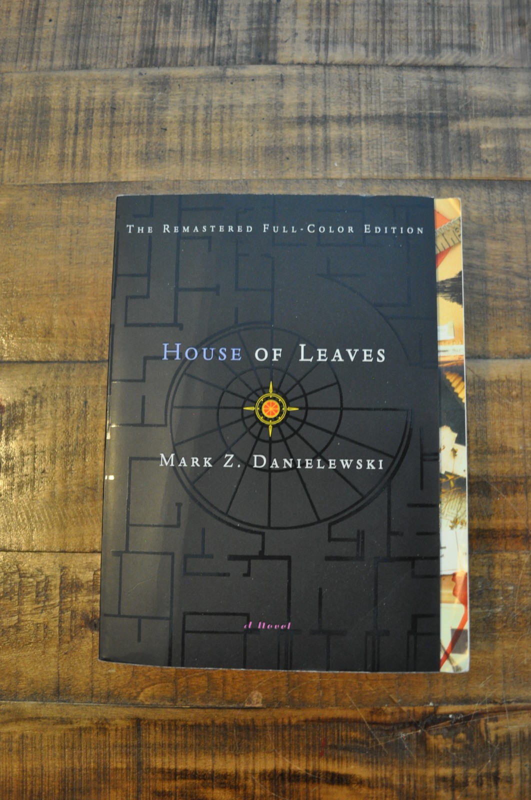 House of Leaves by Mark Z. Danielewski Trade Paperback Vintage