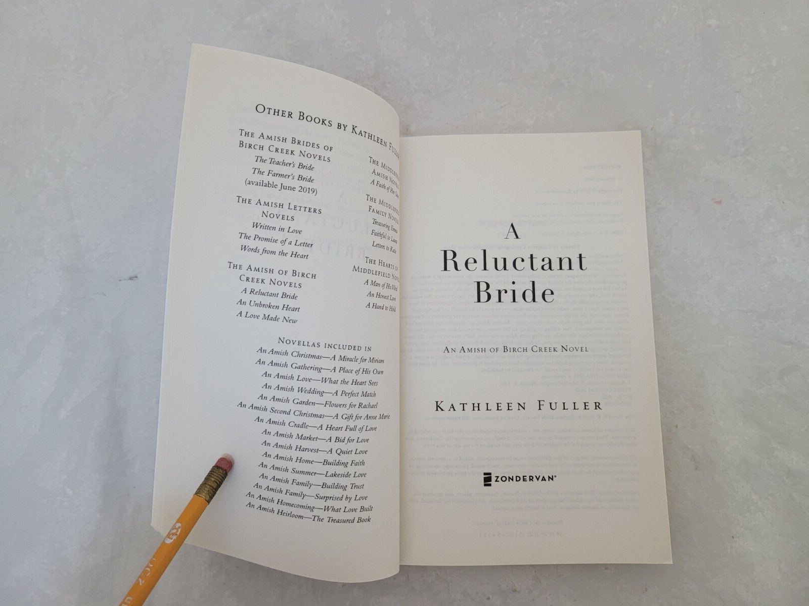 A Reluctant Bride by Kathleen Fuller. Paperback 2018