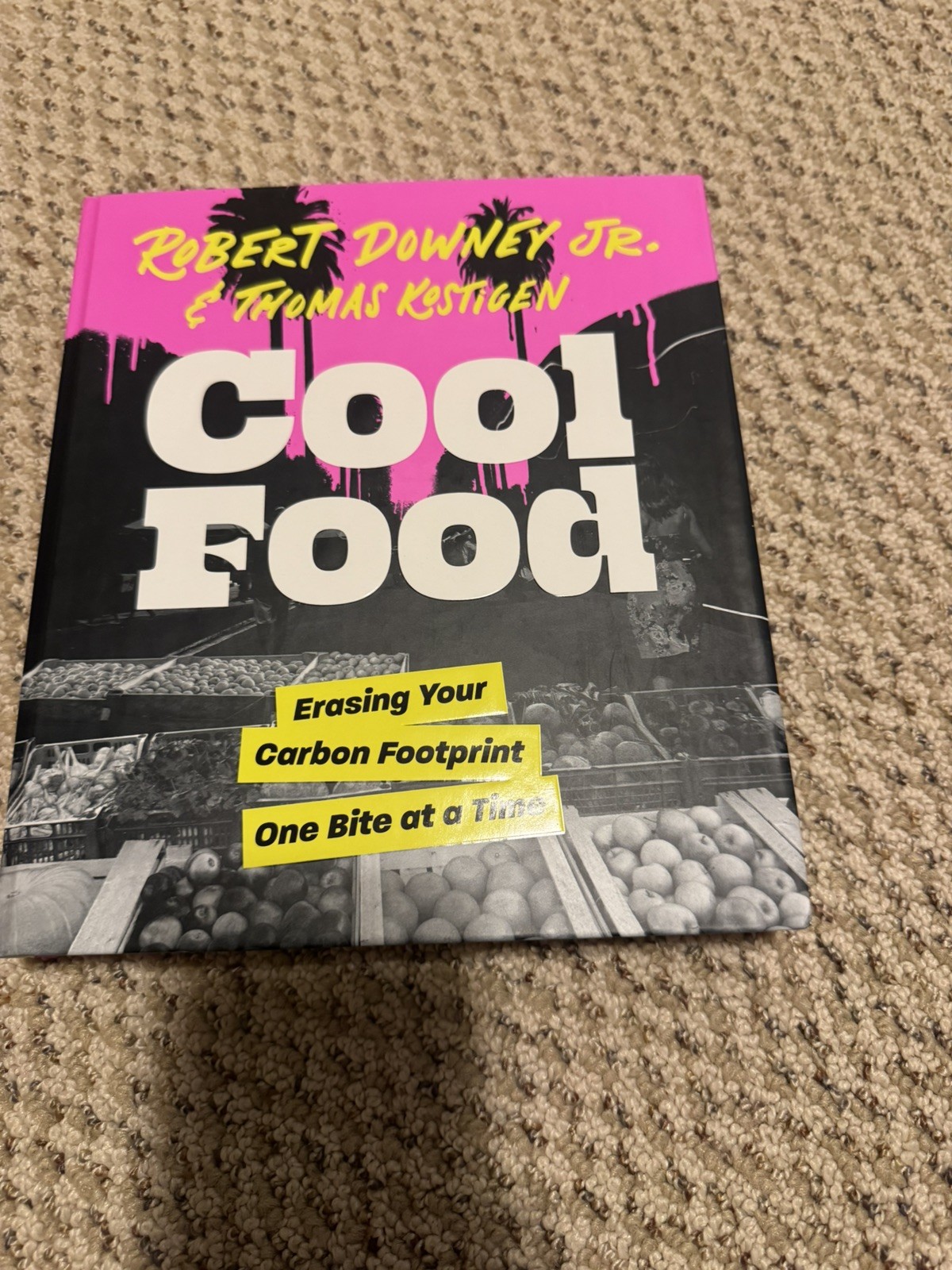 ROBERT DOWNEY Jr. Signed COOL FOOD Book First Edition Hardcover Signature