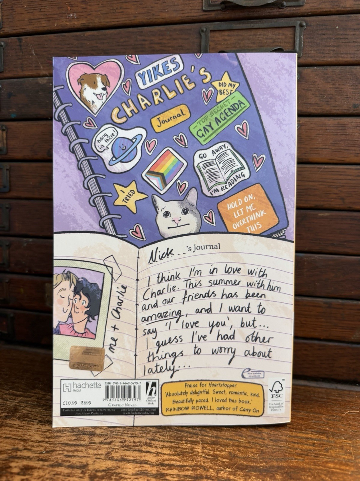 Lot 6 Heartstopper Books: Volume 1-5, Nick Charlie YA Graphic Novel LGBTQIA+ NM+