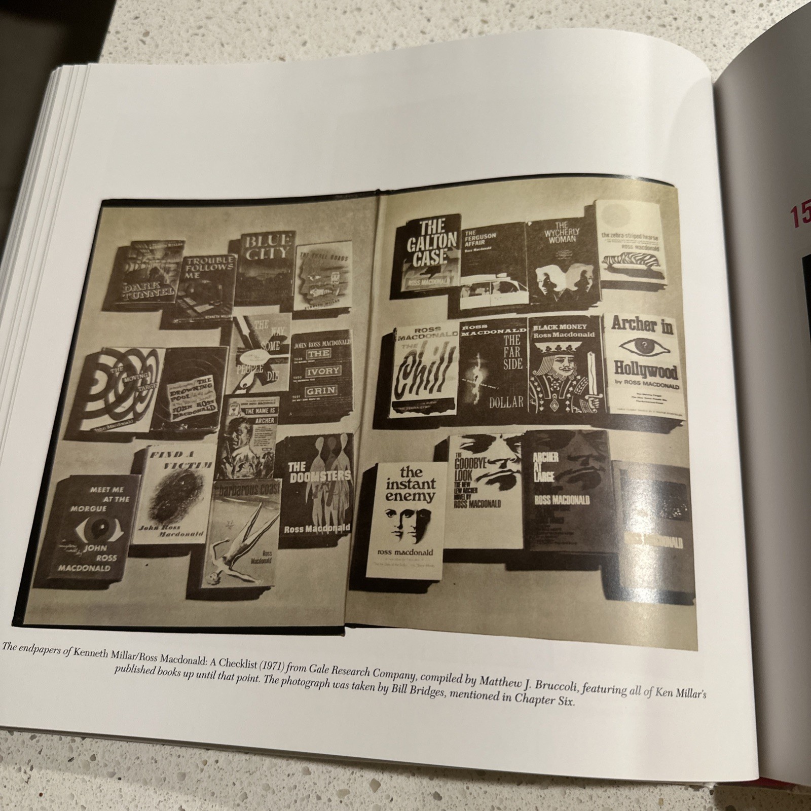 It’s All One Case : The Illustrated Ross Macdonald Archives by Paul Nelson, Jeff