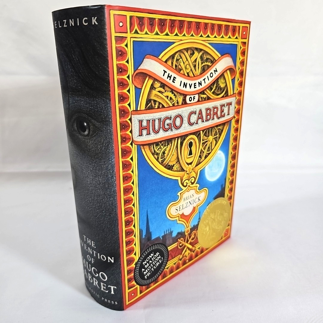 The Invention of Hugo Cabret Hardcover First Edition by Brian Selznick – VG Cond