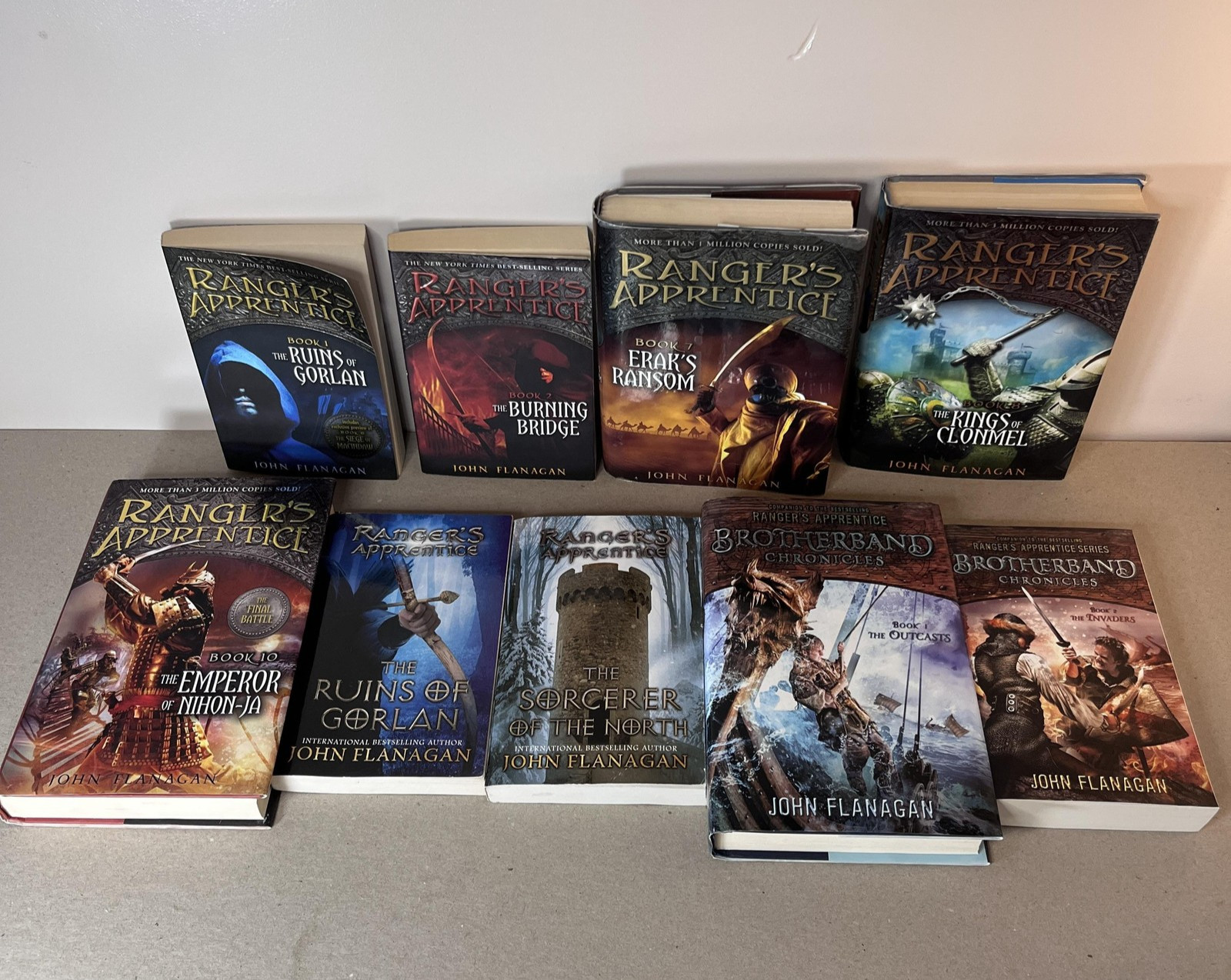 Ranger’s Apprentice 1,2,5,7,8,10 + Brotherband 1-2 Lot 9 John Flanagan HC/DJ PB