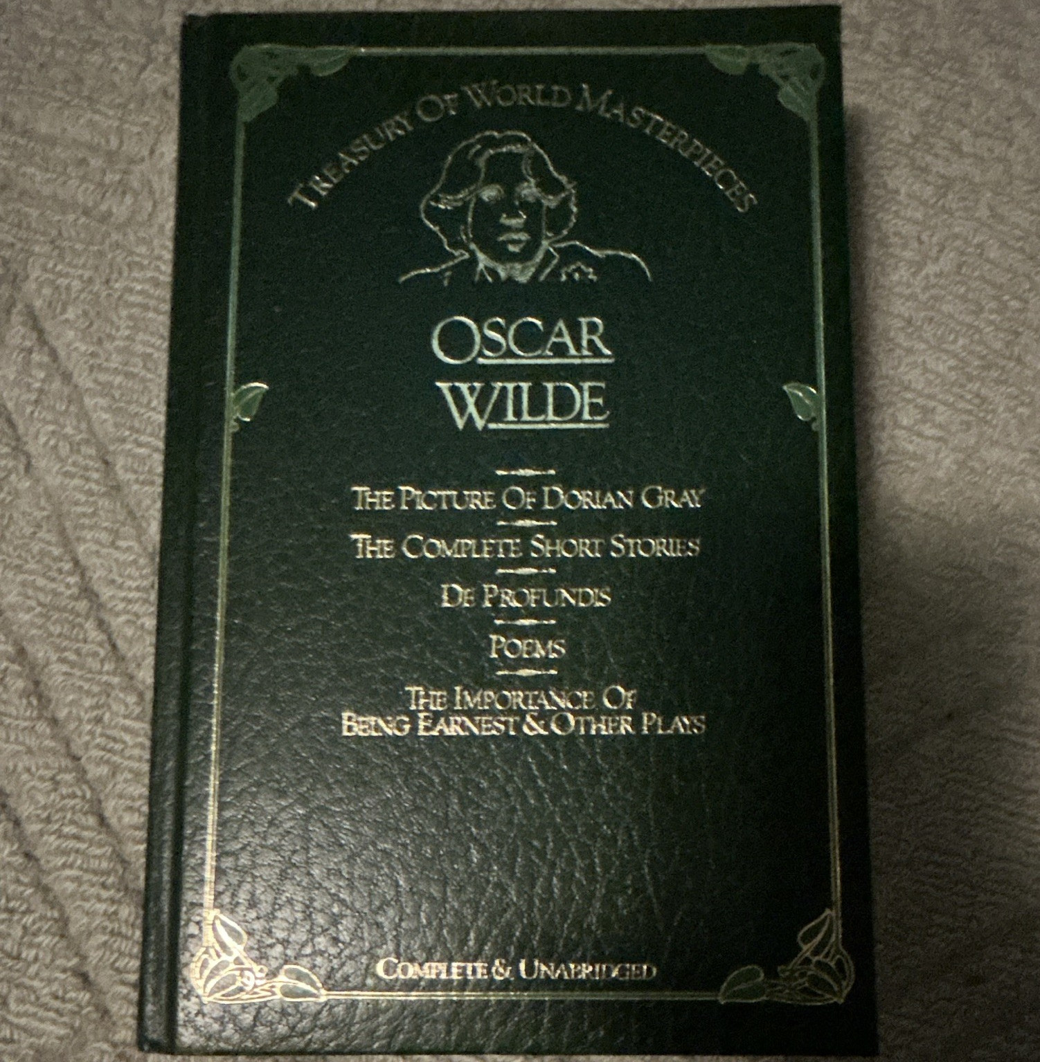 Treasury of World Masterpieces – Oscar Wilde Hardcover 1983 Octopus English