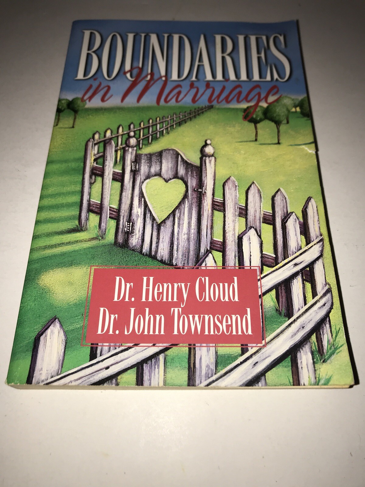 Boundaries in Marriage [Paperback] Henry Cloud; John Townsend