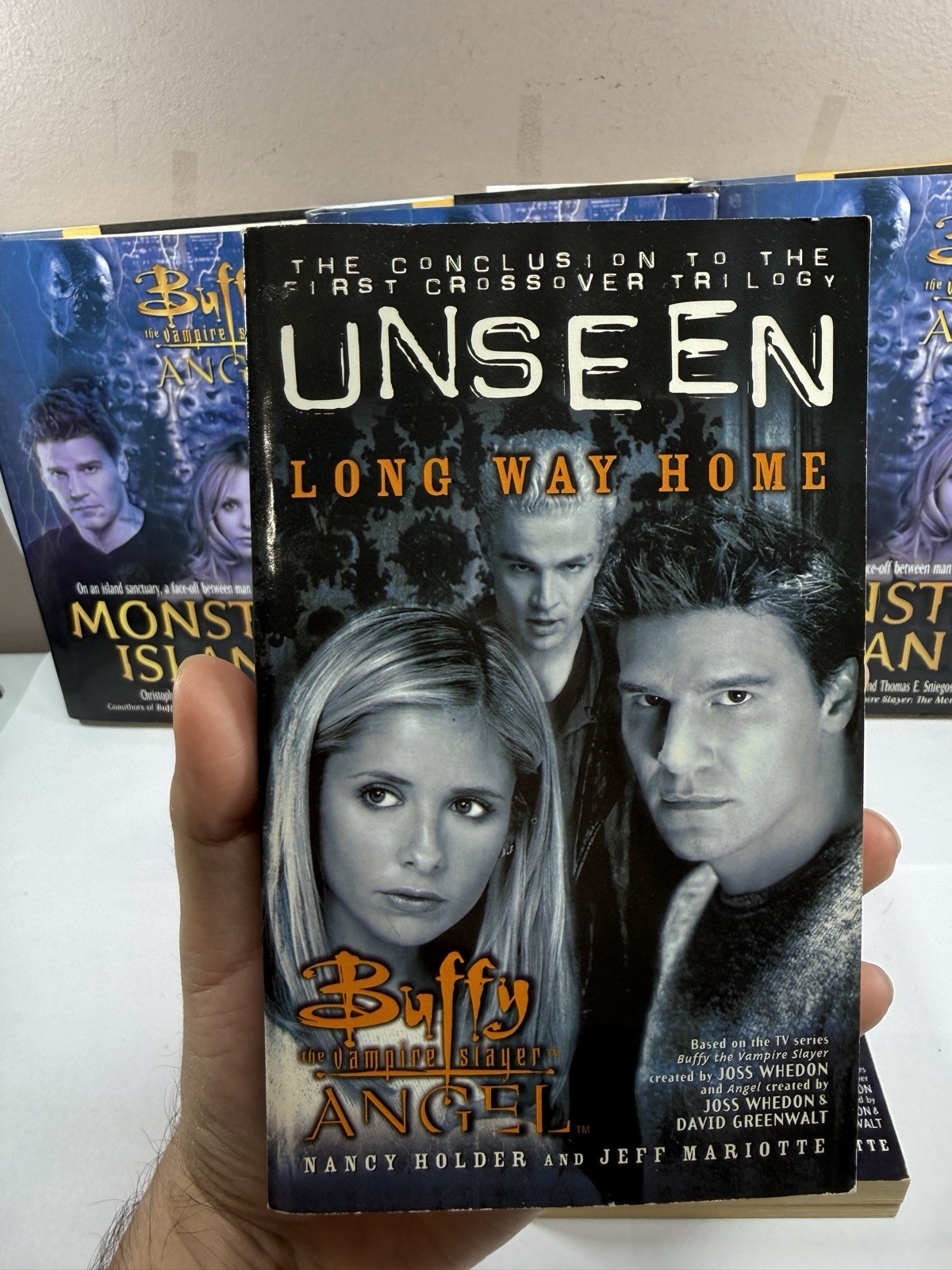 Lot Of 5 Buffy The Vampire Slayer Angel Monster Island Hardcover Books + Unseen