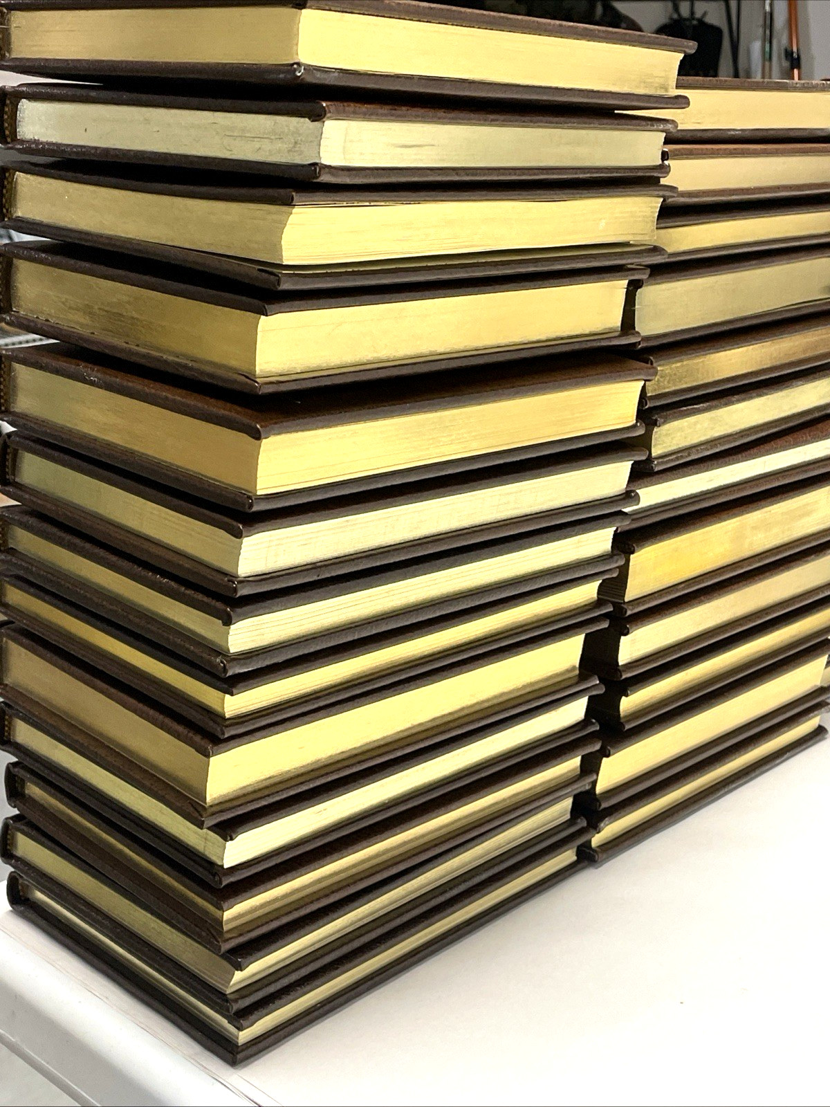 Louis L’Amour Leather Hardcover Collection Pick Your Title Gold Gilt Pages