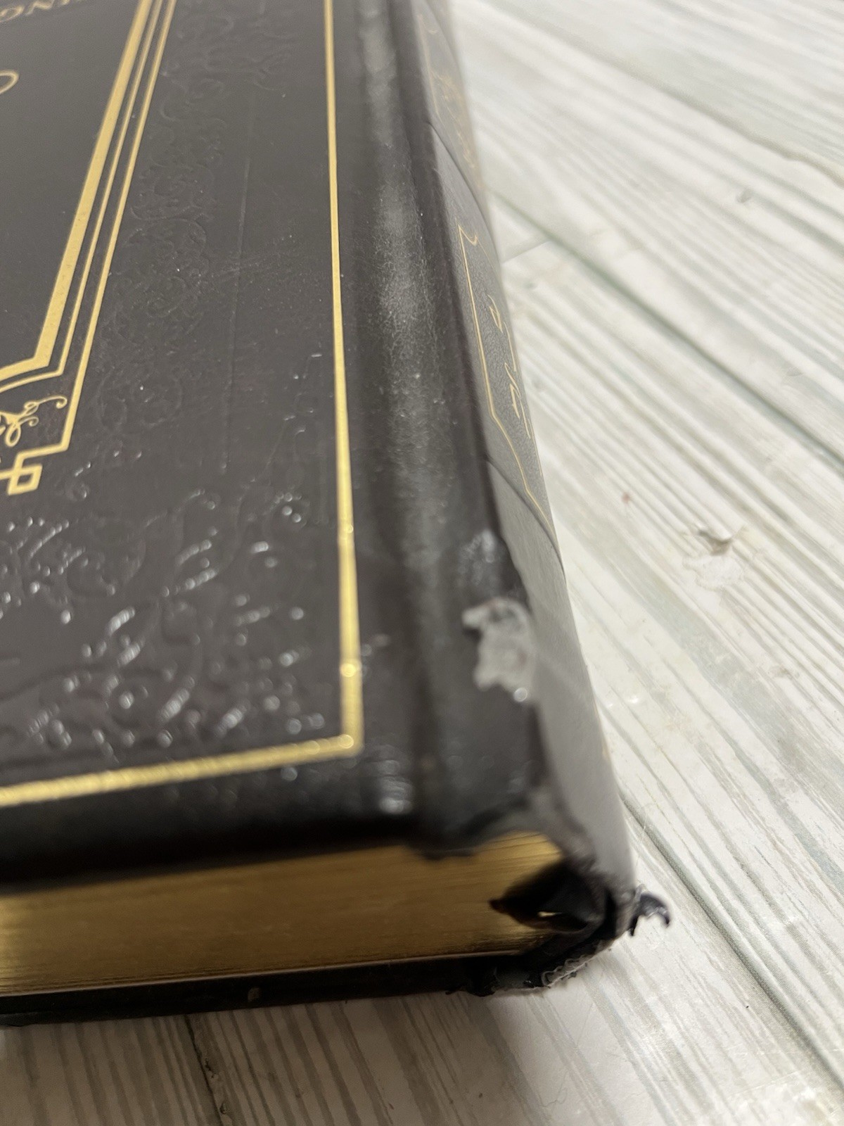 King James Version Edition Family Bible: Faux Leathe…