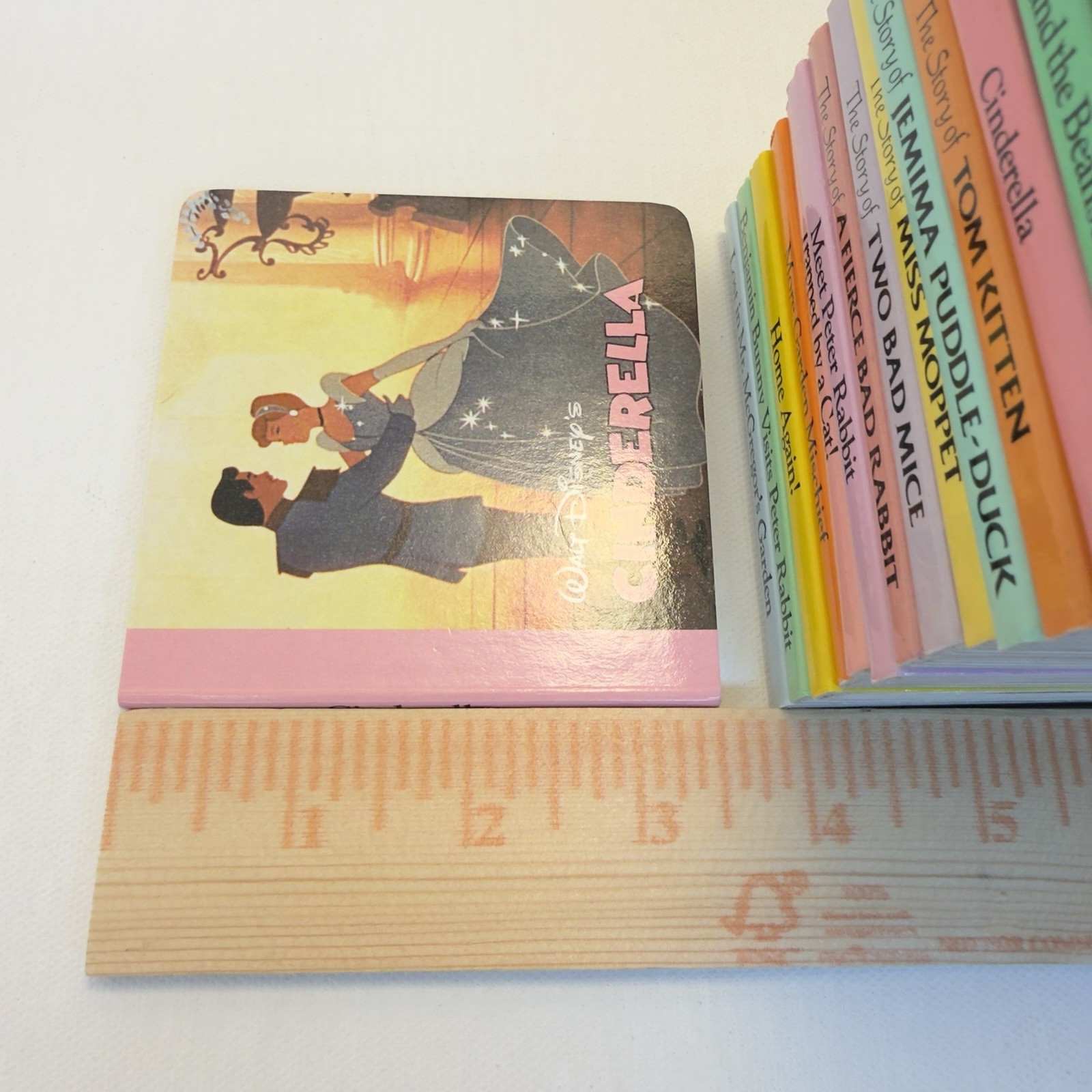 18 Miniature Books PETER RABBIT, BEATRIX POTTER, DISNEY, FAIRY TALES – Vintage