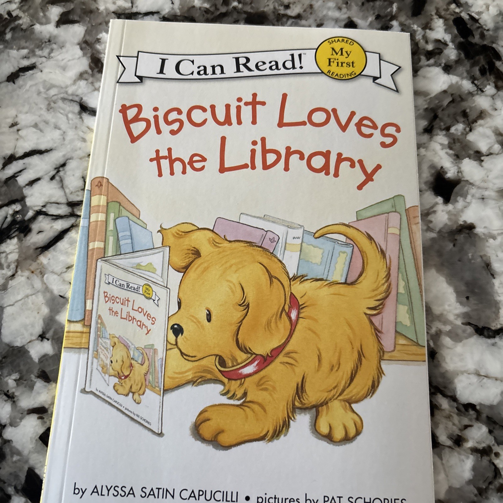 Biscuit Loves the Library by Alyssa Satin Capucilli (2014, Trade Paperback)