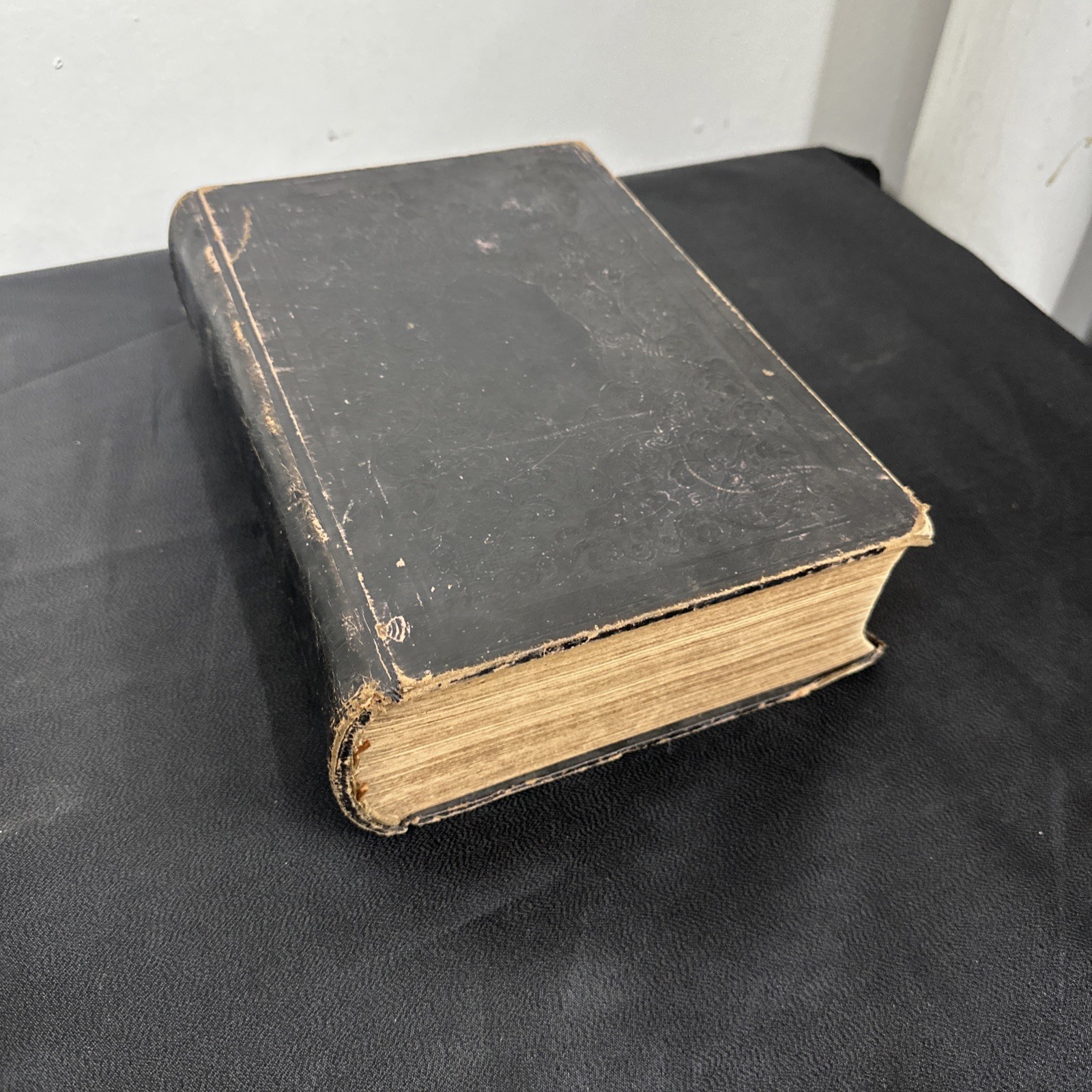 Rare 1800s BIBLE NEW YORK AMERICAN BIBLE SOCIETY 1846 Black Leather Vintage