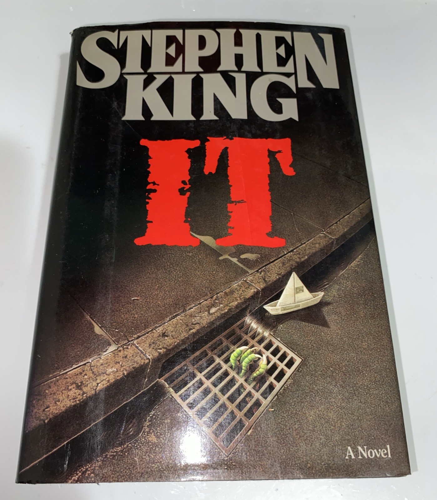 1986 Stephen King It -Viking Press 1st Edition Print Release Hardcover Book
