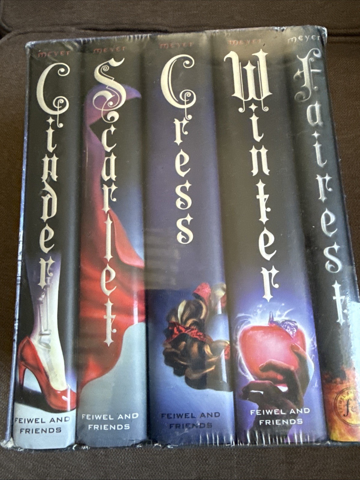 The Lunar Chronicles Boxed Set: Cinder, Scarlet, Cress, Fairest, Winter