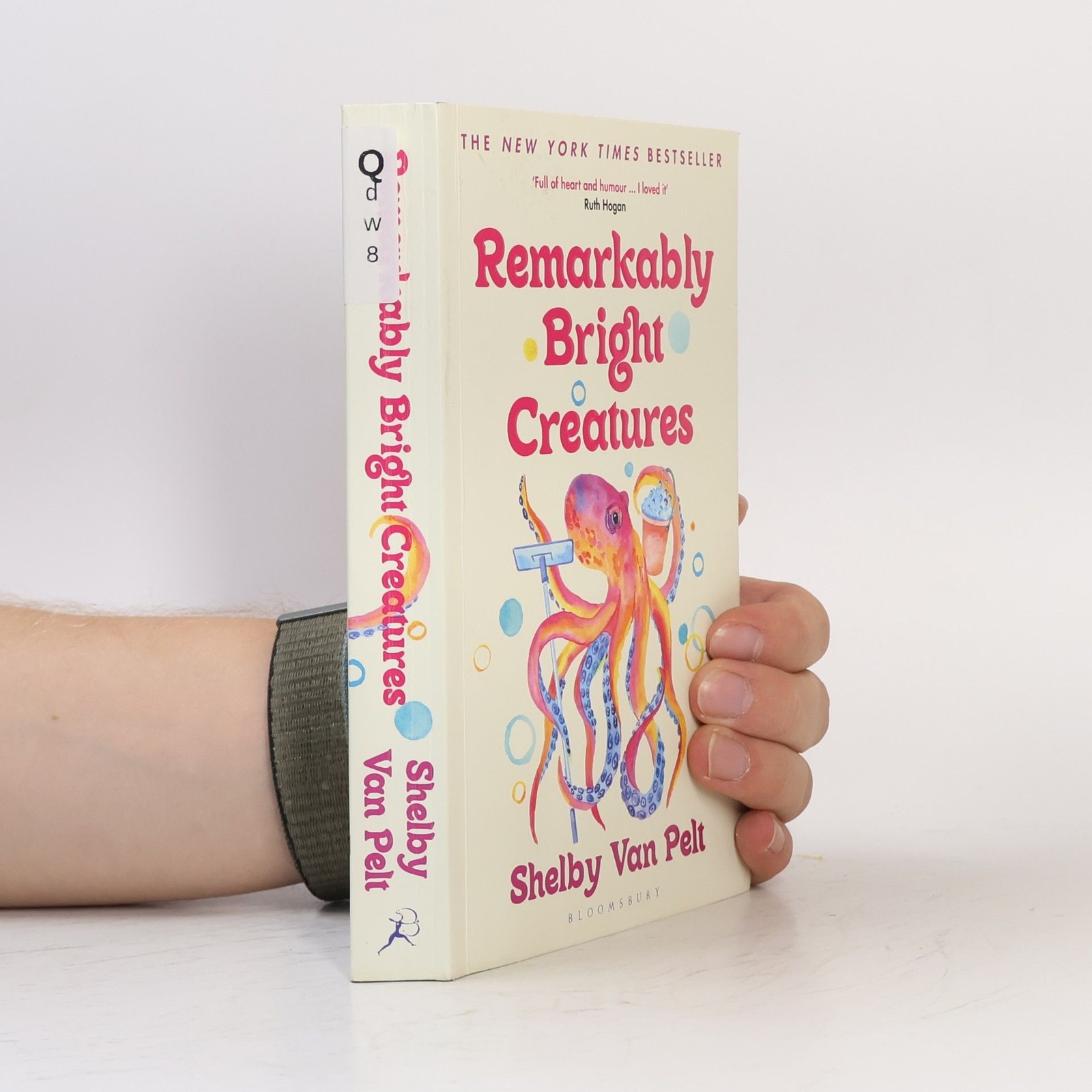 Remarkably Bright Creatures  |  Shelby Van Pelt