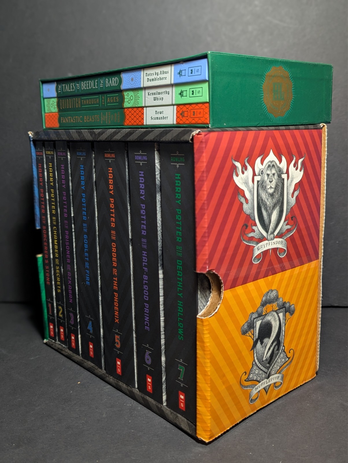 Harry Potter Complete Series 1-7 Box Set + Hogwarts Library Lot Scholastic