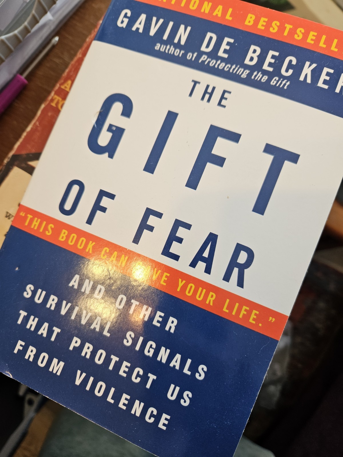 The Gift of Fear by Gavin de Becker Paperback Self-Help Survival Signals