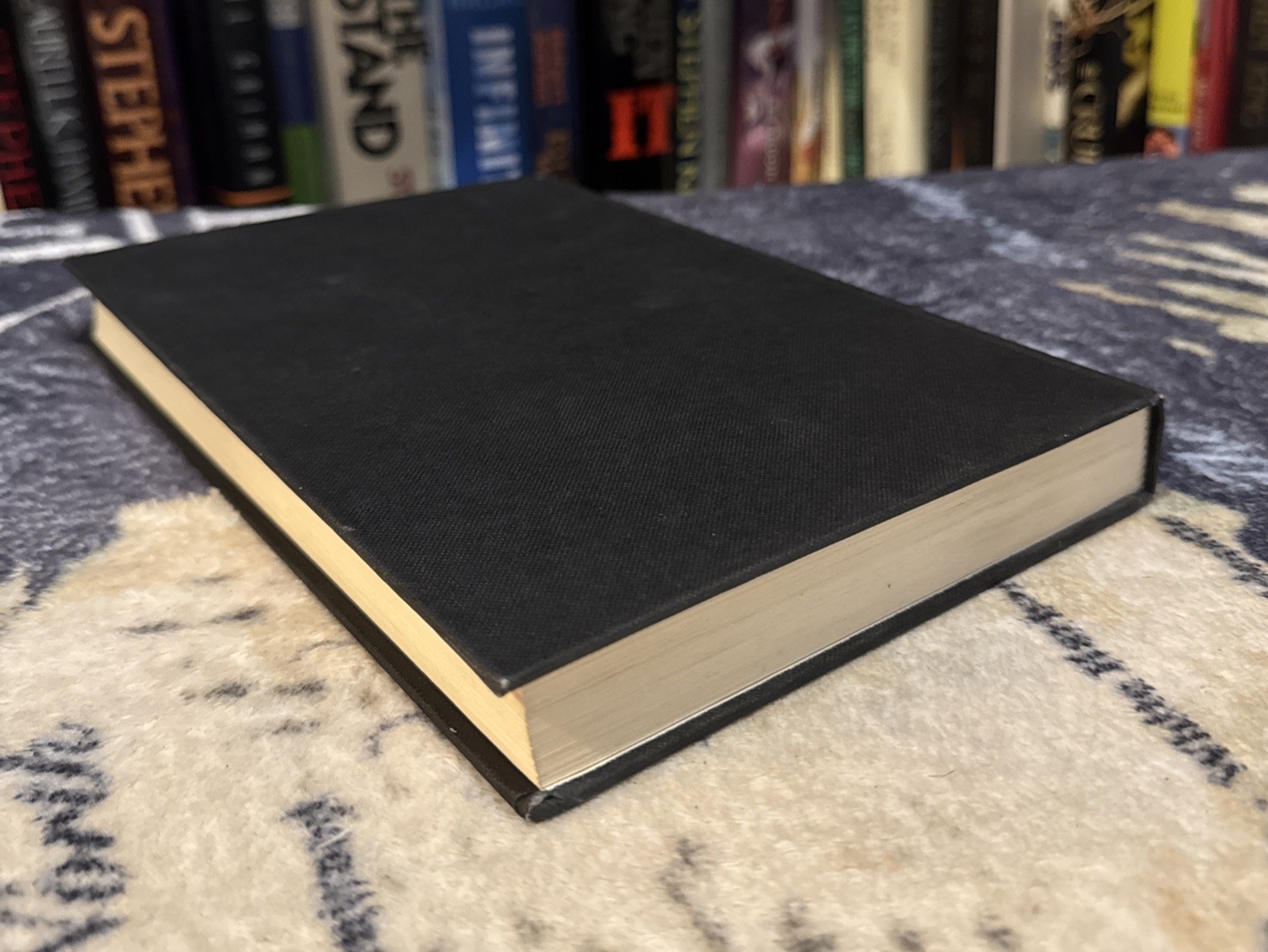Guards! Guards! by Terry Pratchett (1997, Hardcover) Gollancz Reprint, VG, HCDJ