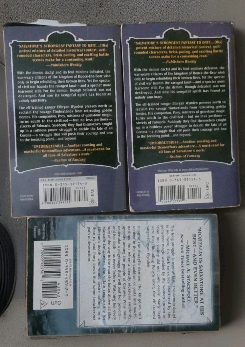 Forgotten Realms Pprbk Book Lot Of 22 WITH AUROGRAPHED COPY R A Salvatore