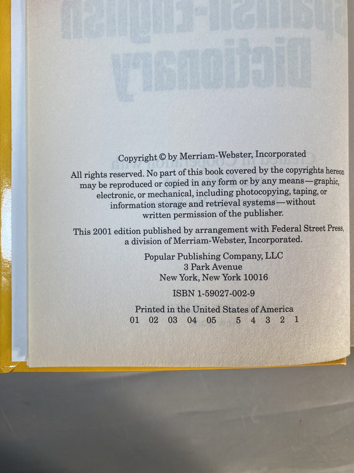 Webster’s New Spanish-English Dictionary – 2001 Jumbo Hardcover 740 Pages