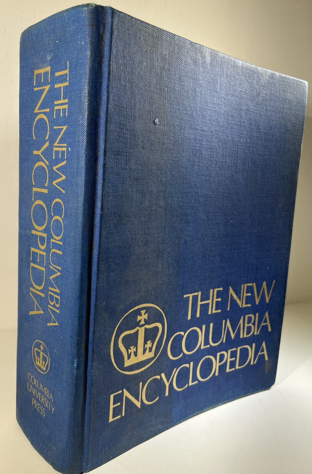 The New Columbia Encyclopedia fourth edition 1975