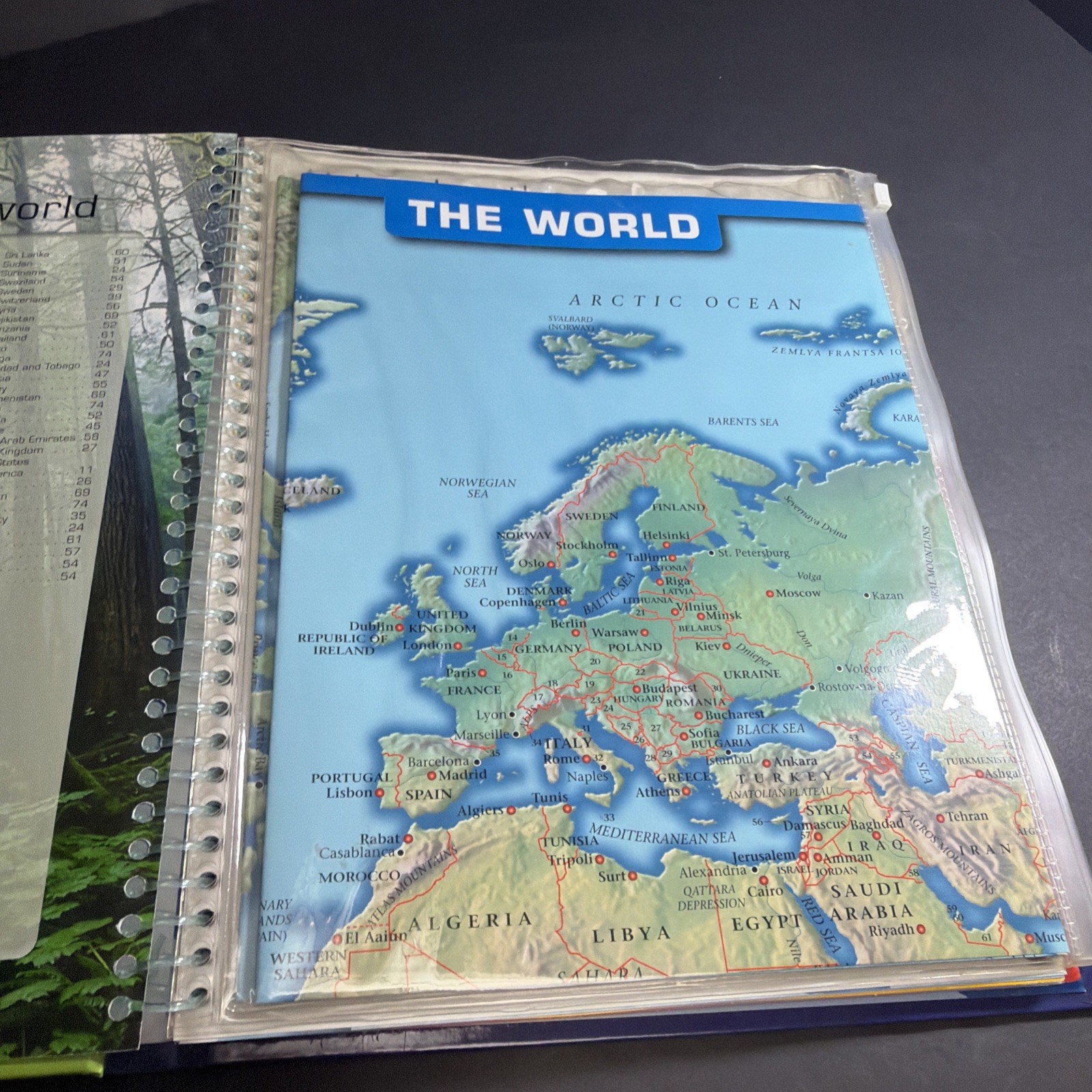 Atlas – The Ultimate Guide To The World Posters Photographs Maps Stats Facts