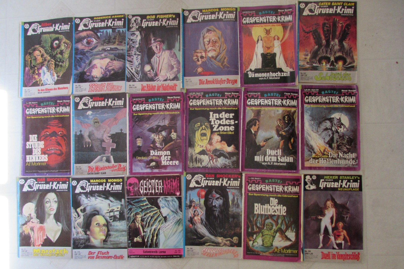 Grusel Krimi Gespenster Krimi Monster Novels German 16 pcs vintage