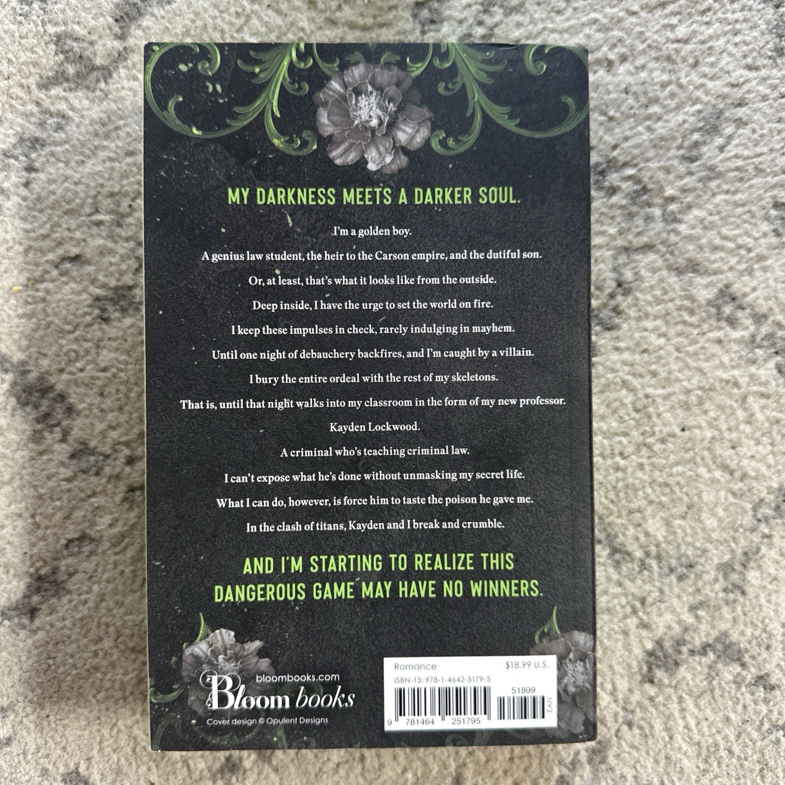 Kiss The Villain By Rina Kent Deluxe Paperback W/ Sprayed Edges