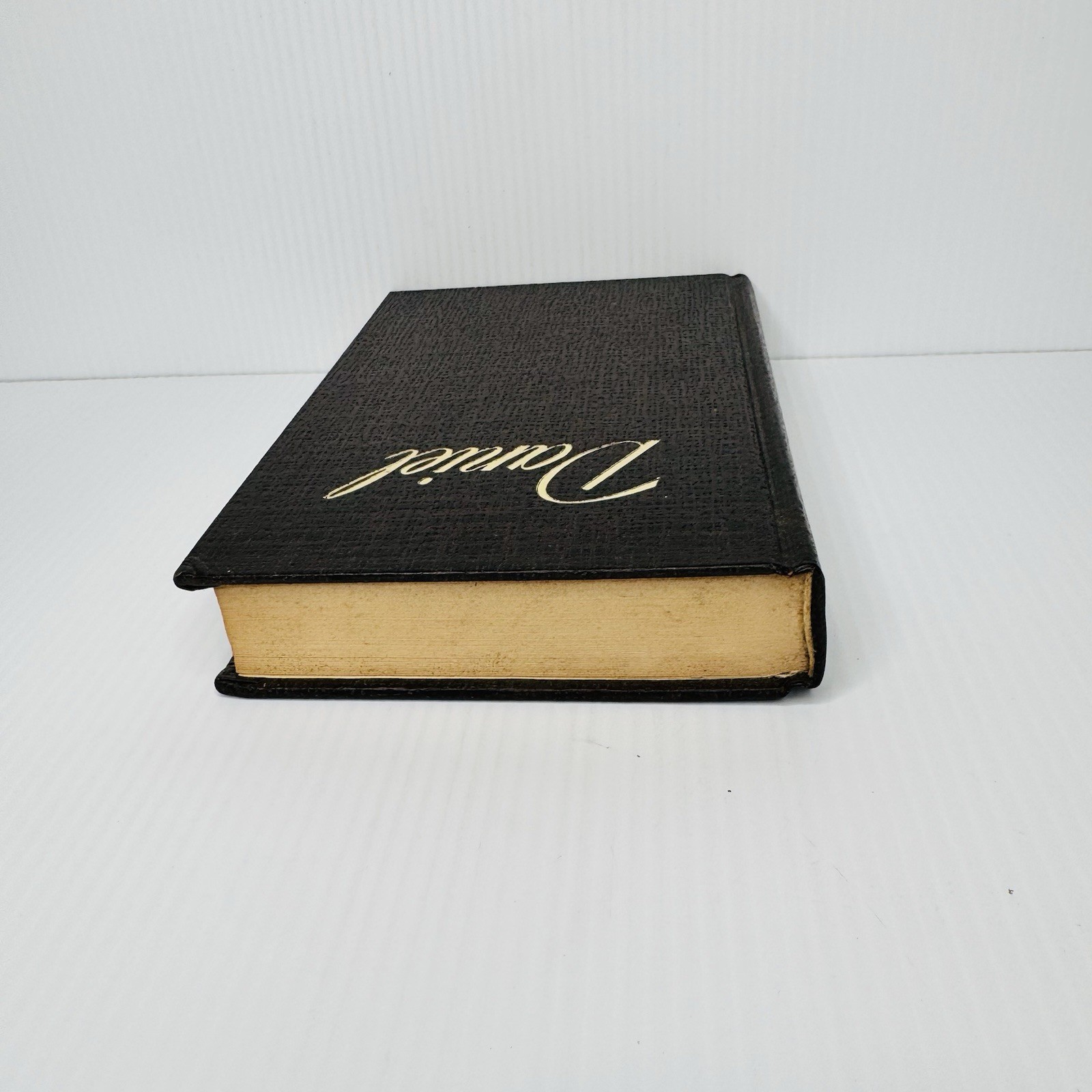 Daniel Verse by Verse Study by Oliver B. Greene 1974 Hardcover Edition