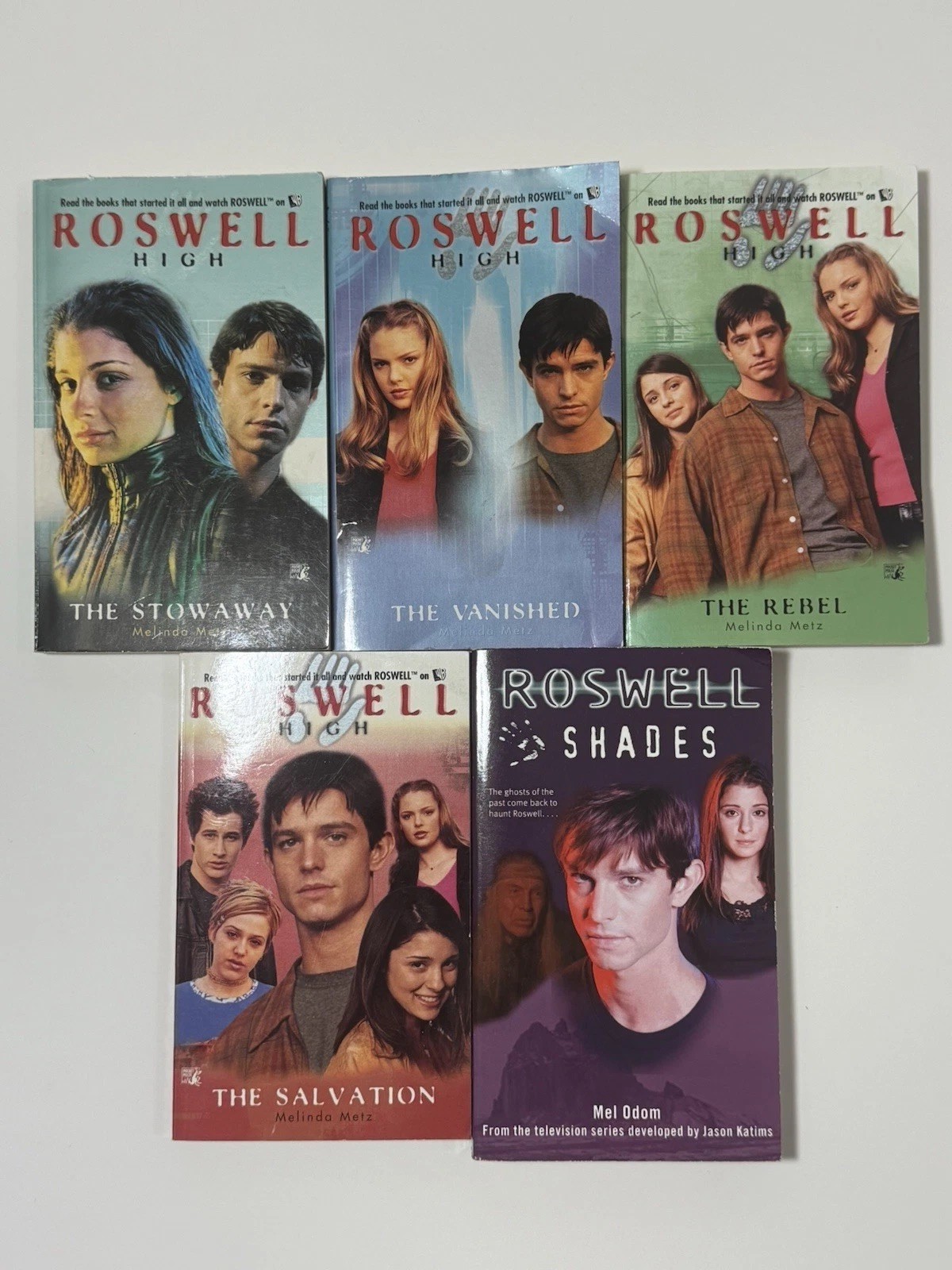 Roswell High TV-Tie In Paperback Books (6,7,8,10) Melinda Metz + Shades Mel Odom