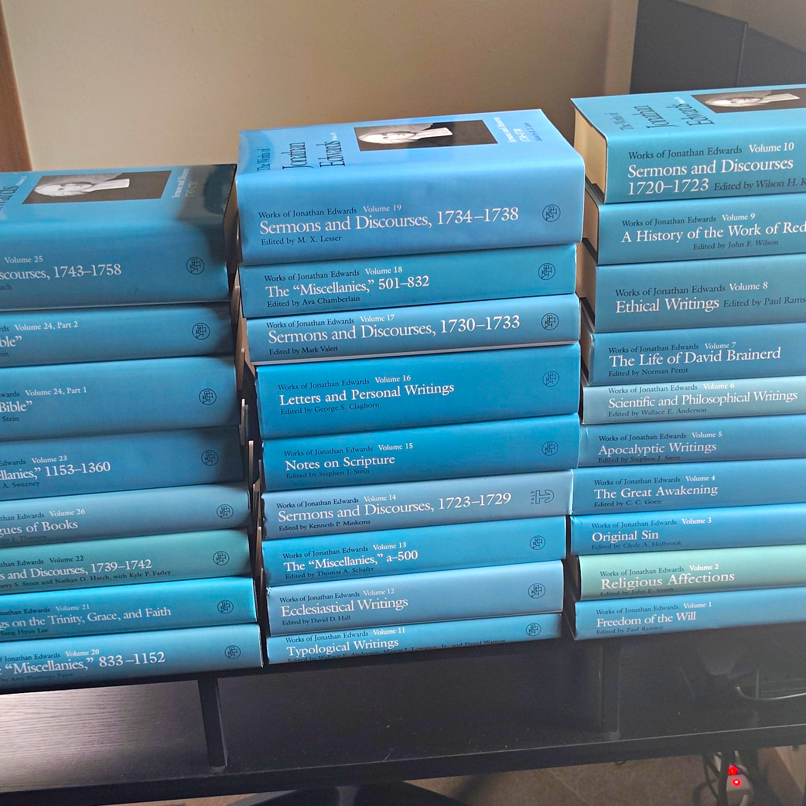 Complete Works of Jonathan Edwards 26 Vols Hardcover Yale Univ Press