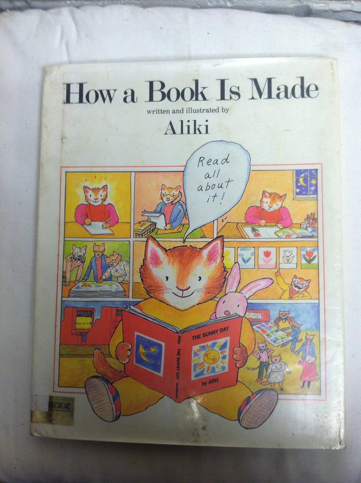 How a Book Is Made (Reading Rainbow Book)