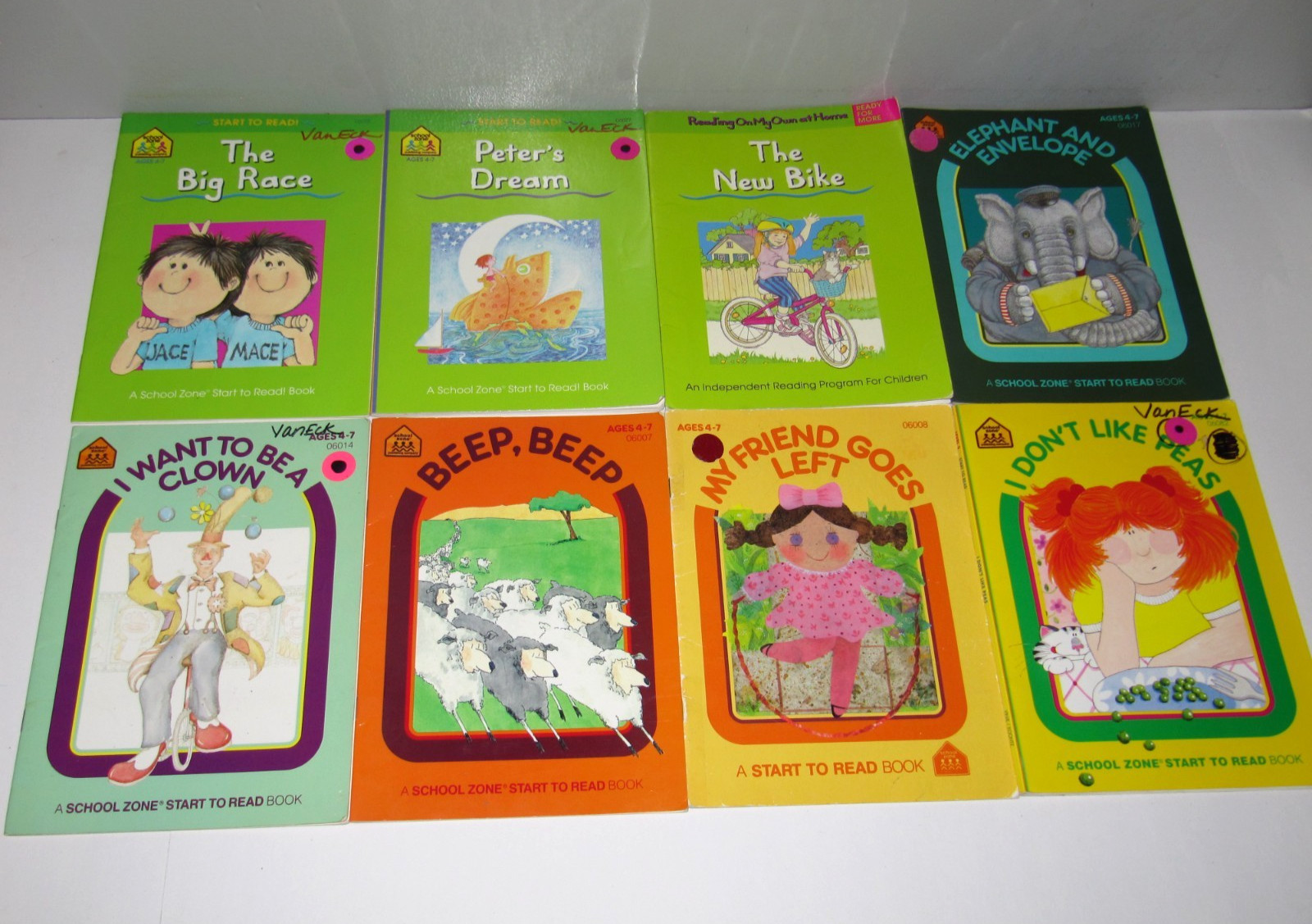 School Zone Start to Read! Lot of 16 early readers TPB Ages 4-7 Level 1 2 3
