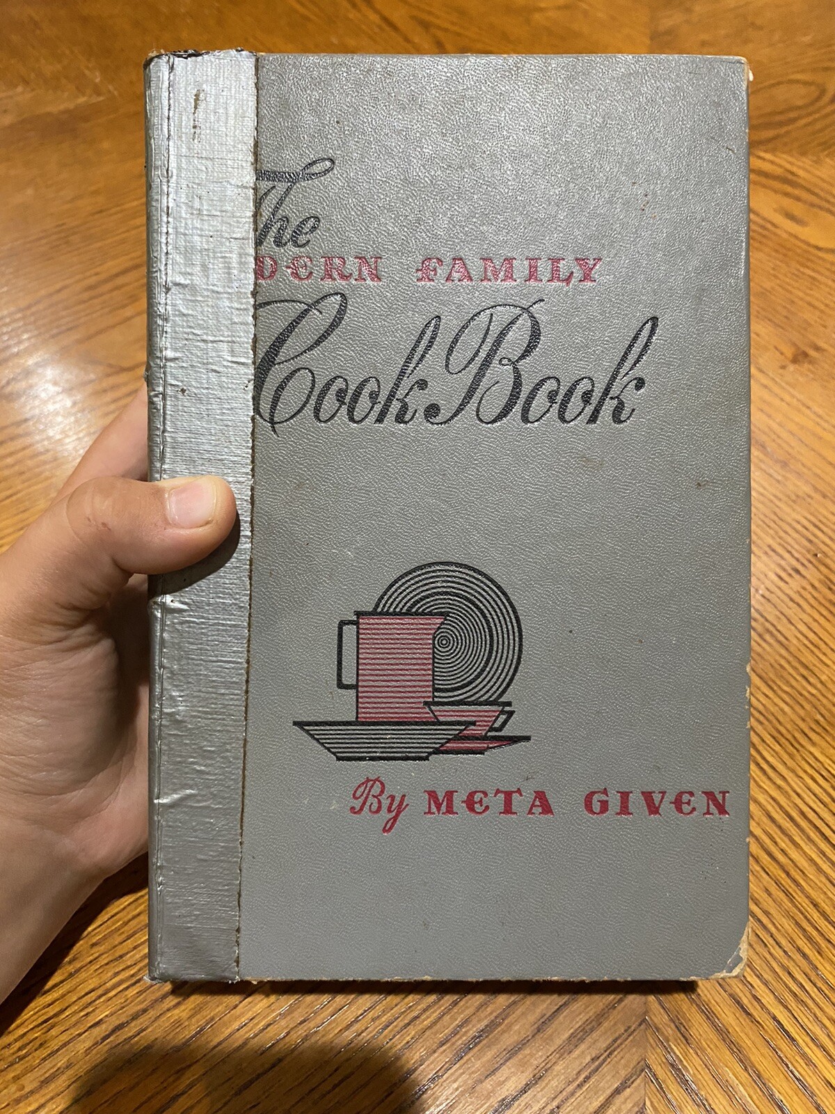 1961 THE MODERN FAMILY COOKBOOK By Meta Given Hardcover 632 Pages Vintage