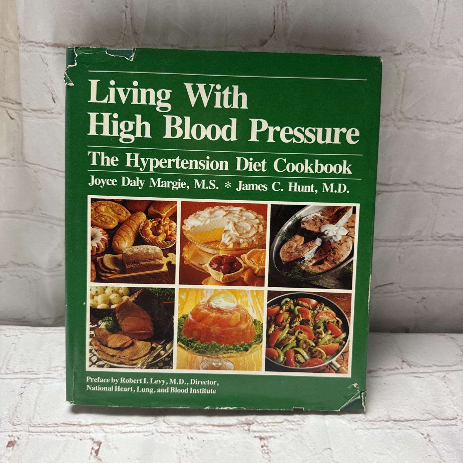 Living With High Blood Pressure The Hypertension Diet Cookbook Hardcover 1978