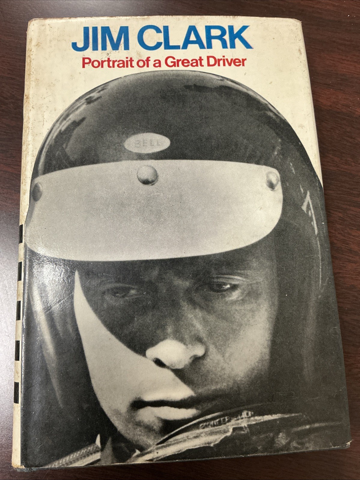 JIM CLARK- PORTRAIT OF A GREAT DRIVER. 1968, GRAHAM GAULD. LOTUS HARDCOVER BOOK
