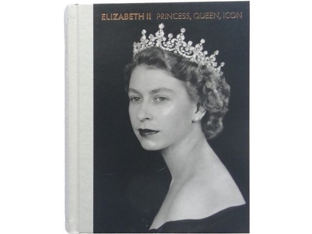 Foreign Books Queen Elizabeth Ii Photo Book British Royal Family