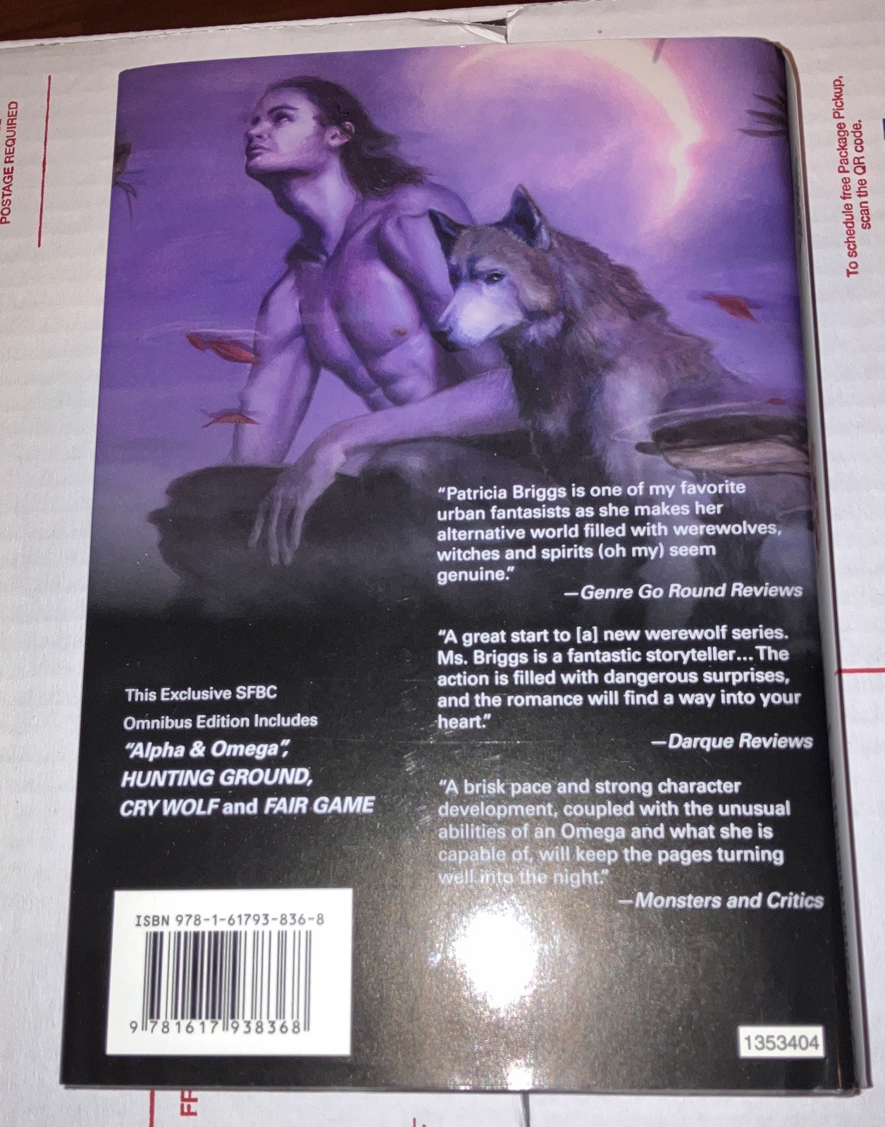 4-in-1 Werewolf Book – Patricia Briggs Alpha and Omega Novels – SFBC Omnibus