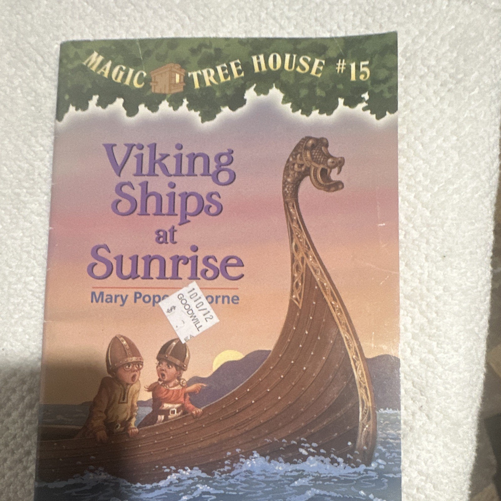 Magic Tree House #15 Viking Ships at Sunrise Mary Pope Osborne Paperback