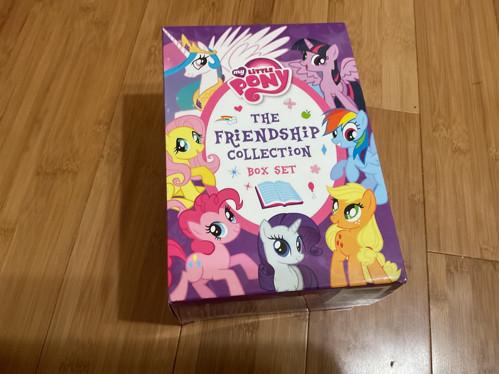 My Little Pony : The Friendship Collection Box Set (Paperback, 8 Book Boxed Set)