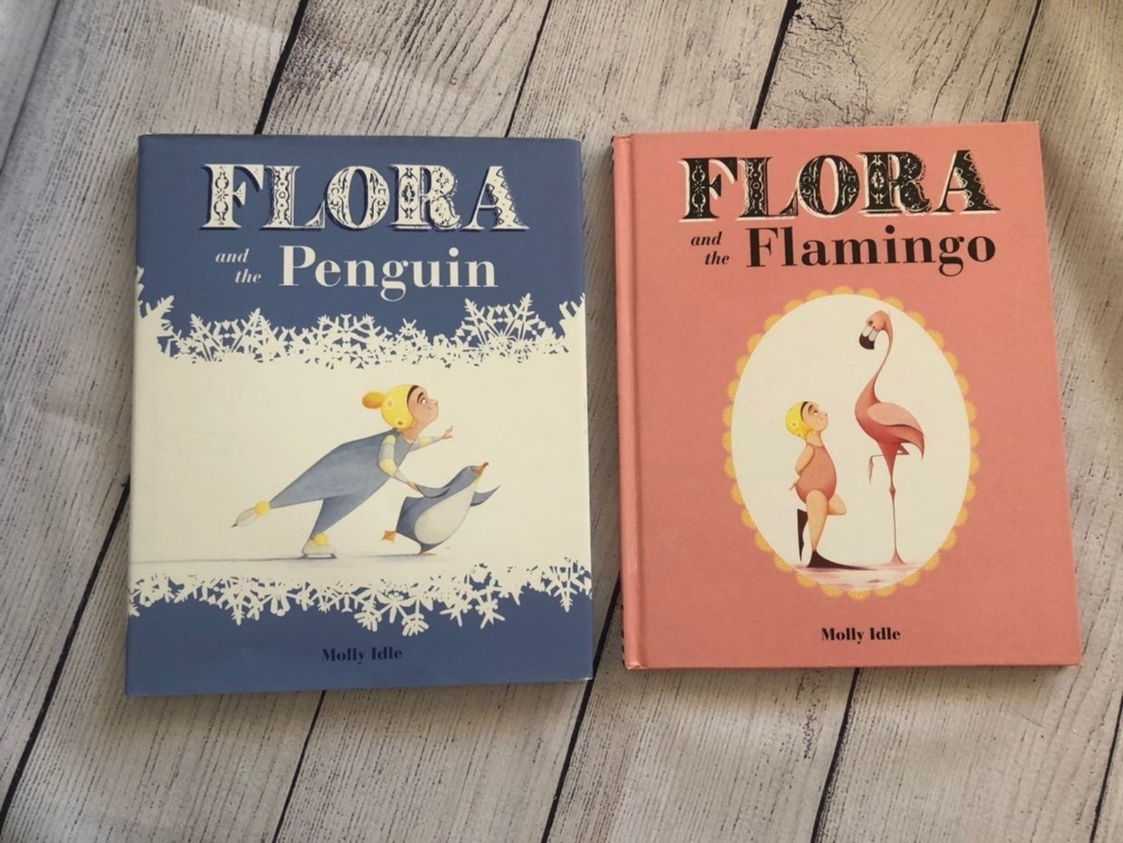 Flora books set flamingo & penguin