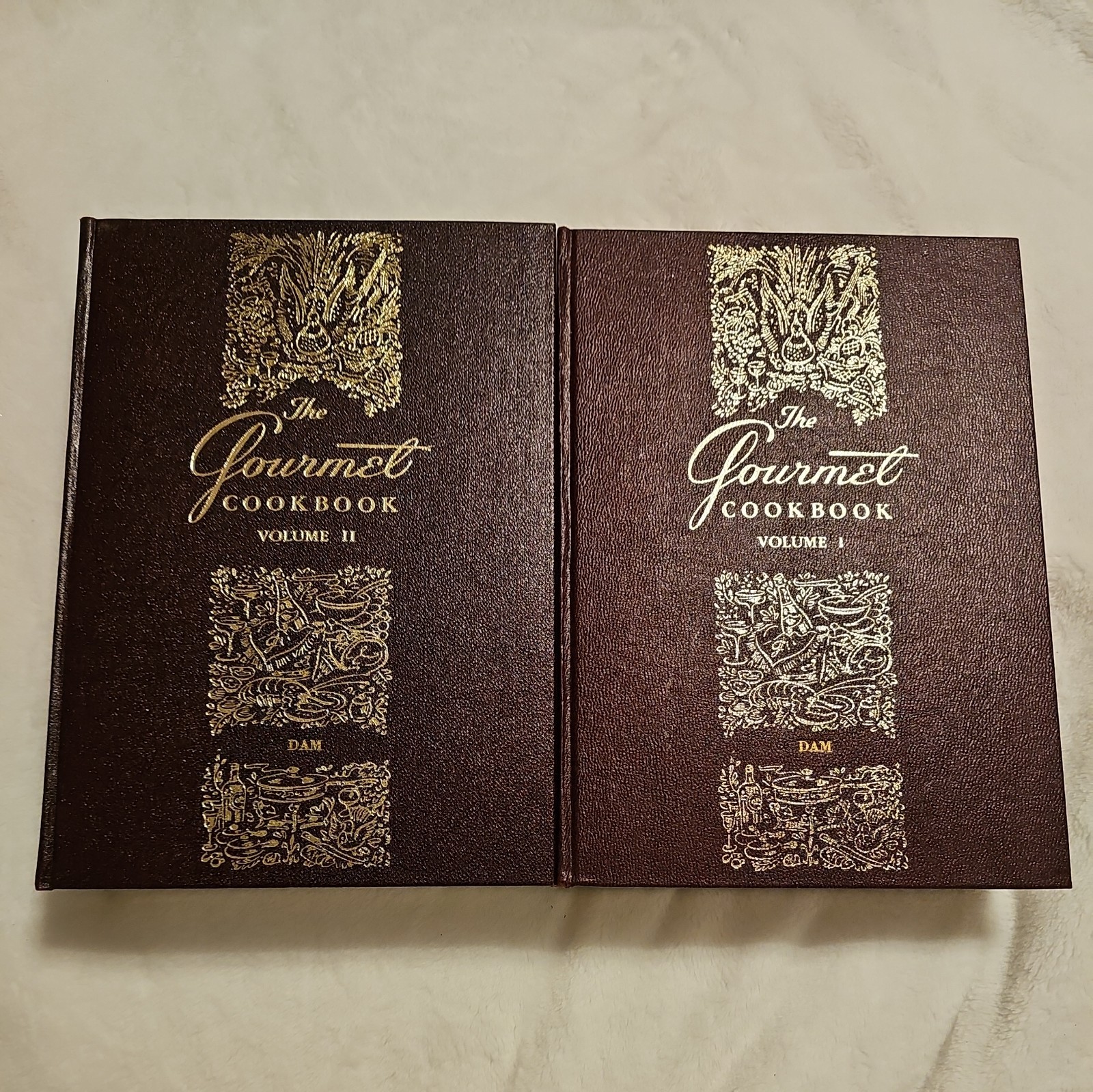“The Gourmet Cookbook” Volumes I + II by Gourmet Magazin -Hardcover -c. 1974