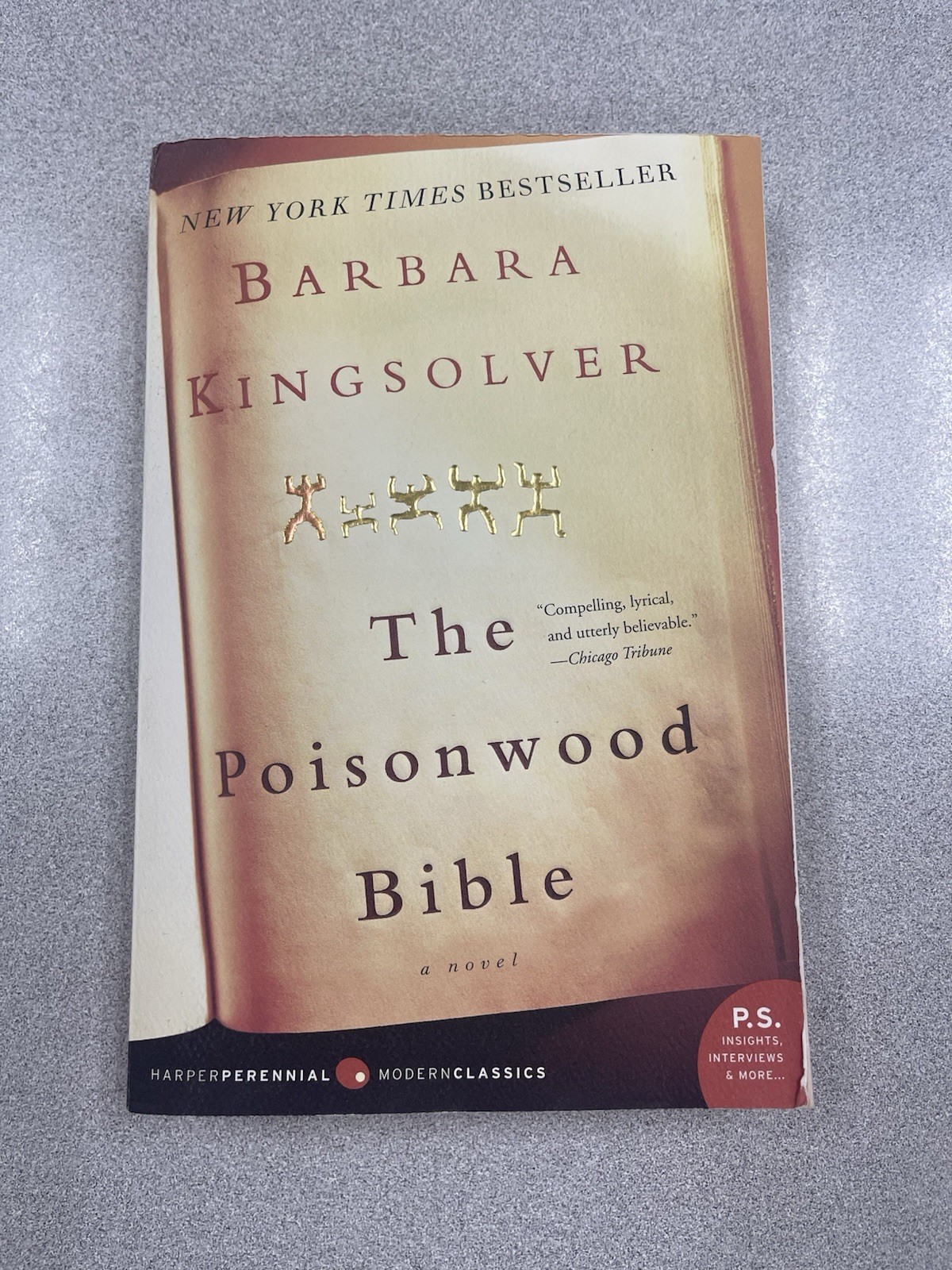 The Poisonwood Bible by Barbara Kingsolver VERY GOOD CONDITION Paperback
