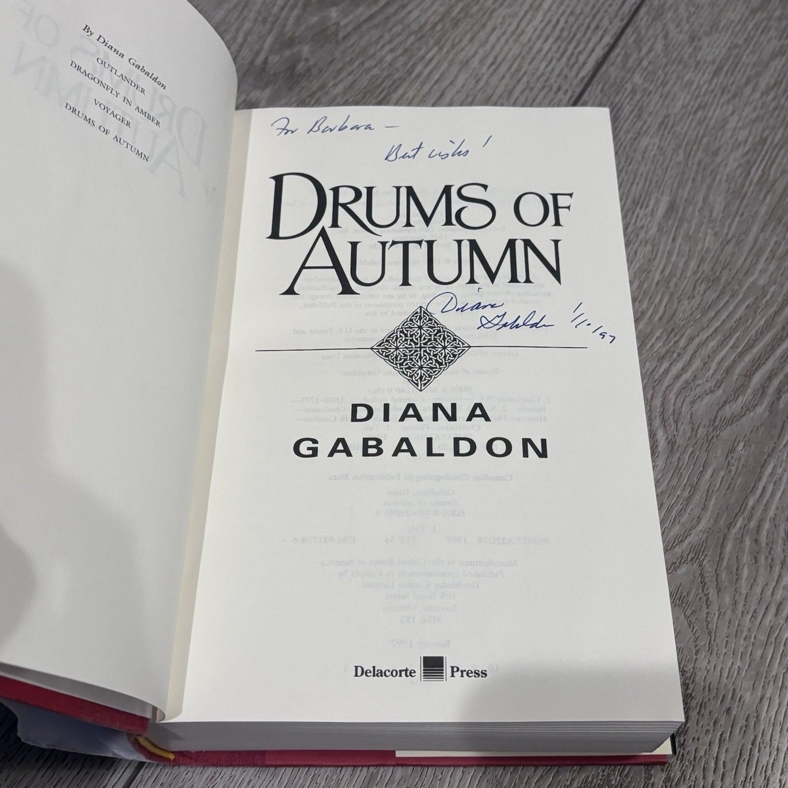 Drums Of Autumn By Diana Gabaldon Signed First Edition 1997 Red Hardcover