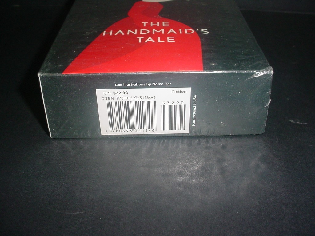 (EB134) New FS The Handmaid’s Tale / The Testaments Margaret Atwood Anchor Books