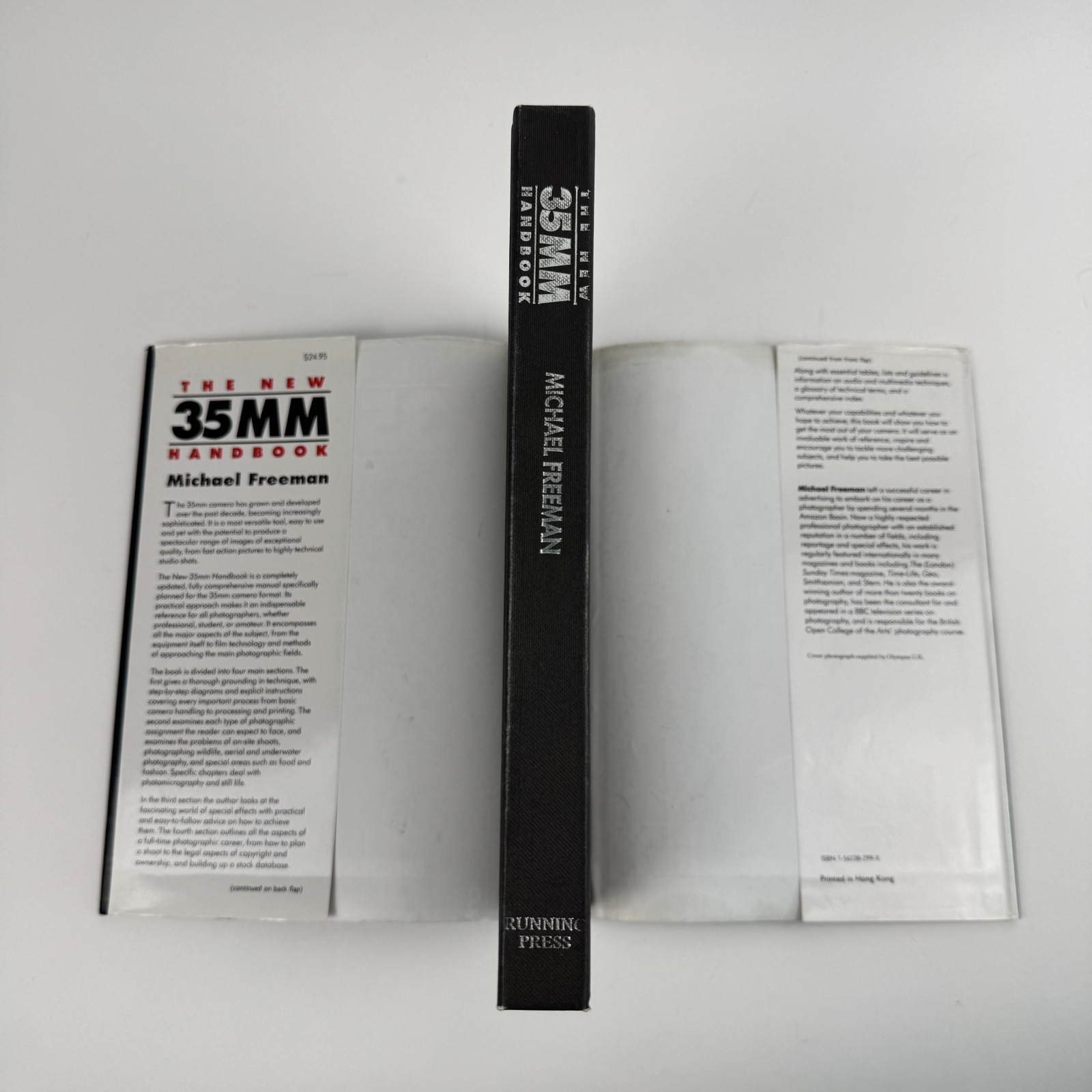 The New 35MM Handbook Michael Freeman Running Press 1993 Hardcover – Very Good