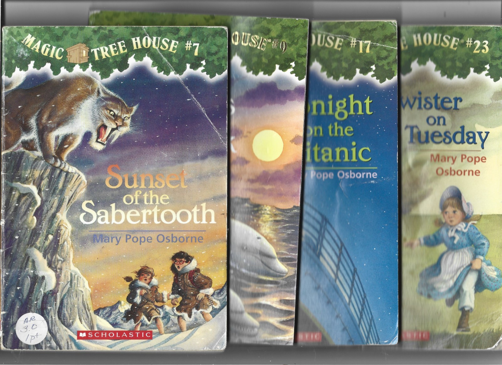 Magic Treehouse7,9,17,23 & Dinosaur Field Guide 1,by Mary Pope Osborne, PB B32