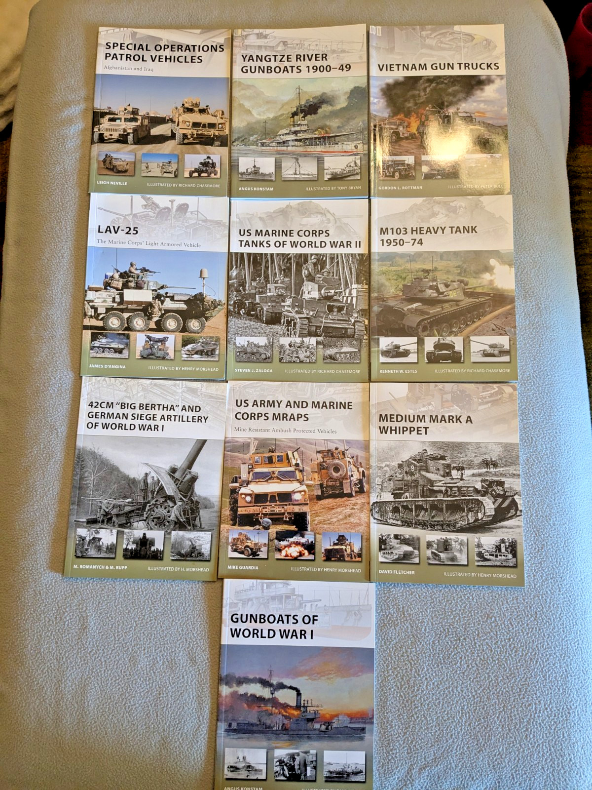 Lot of 10 Osprey New Vanguard series Illustrated Military history books 179-221